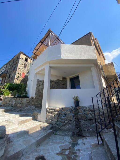 Holiday home Maison De Caractere, Zilia, Au Pied Du Montegrossu *